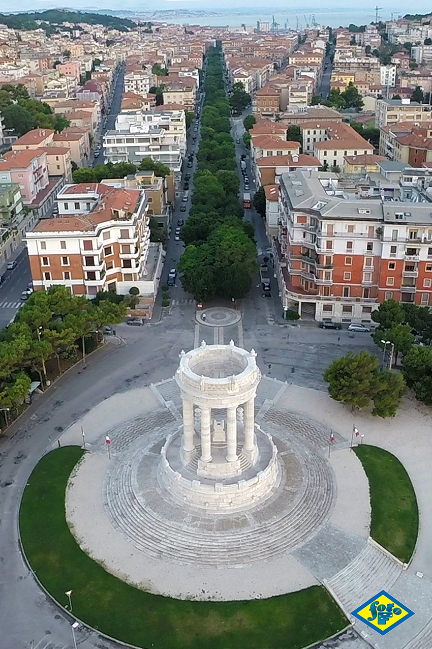 passetto drone 1 monumento ai caduti viale della vittoria panorama ancona marche casa vacanze bnbcasascotty